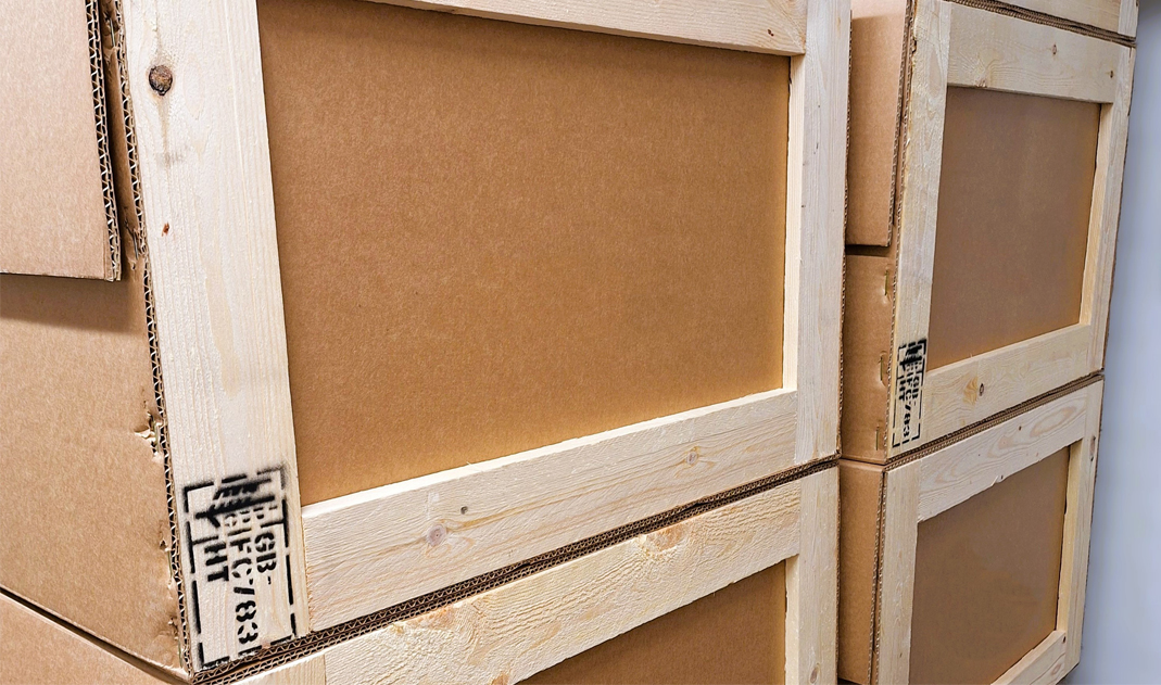 Large batten-end cases