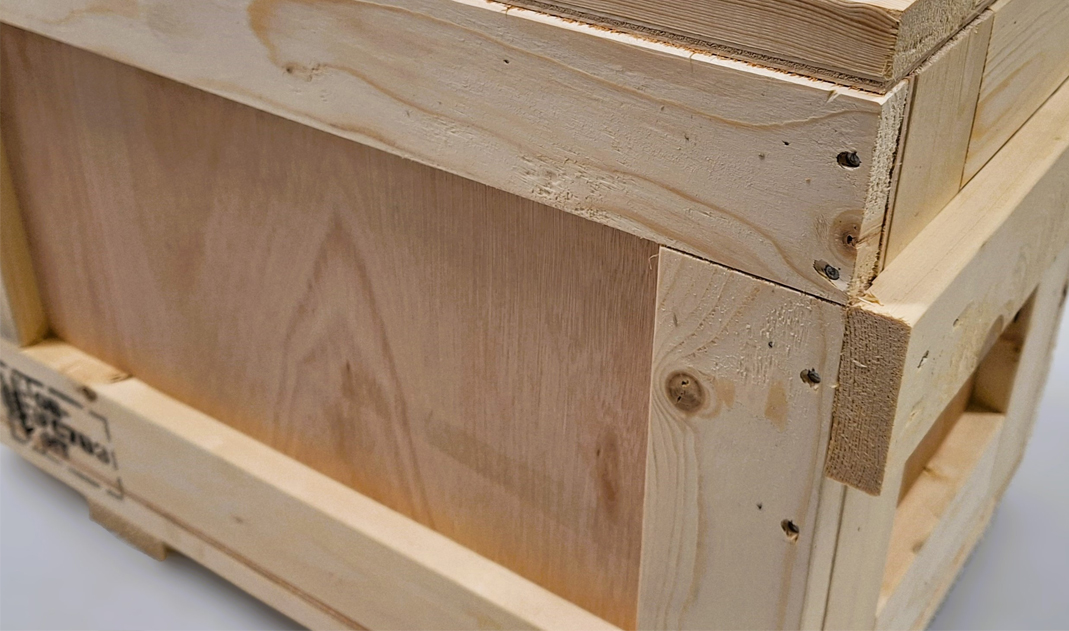 Ply/batten softwood crate